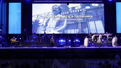 Concierto de Los Sabandeños, Olga Cerpa y Mestisay. Fotos: La Voz.