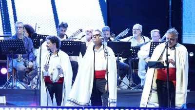 Concierto de Los Sabandeños, Olga Cerpa y Mestisay. Fotos: La Voz.
