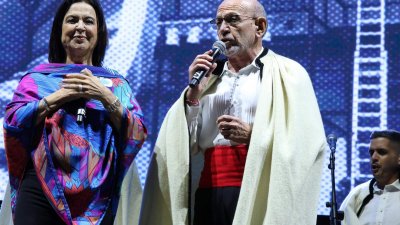 Concierto de Los Sabandeños, Olga Cerpa y Mestisay. Fotos: La Voz.