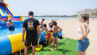 Dentro de los actos por el Día Mundial de las Playas se han realizado en El Reducto actividades lúdicas