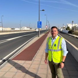 El vicepresidente Jacobo Medina en la avenida Campoamor