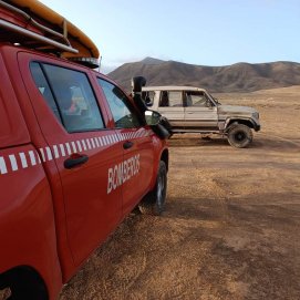 Vehículo accidentado en Playa Blanca