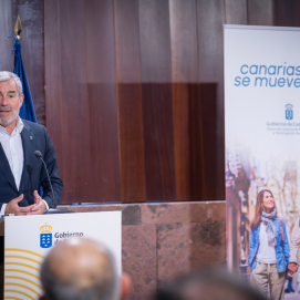 El presidente de Canarias, Fernando Clavijo, durante la presentación de la iniciativa