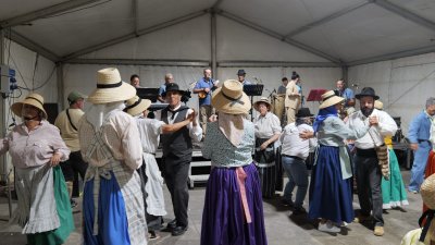 Procesión en honor a Nuestra Señora del Rosario