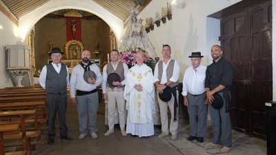 Procesión en honor a Nuestra Señora del Rosario