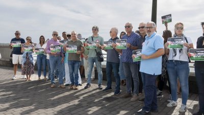Concentración de UGT por Palestina en Lanzarote. Foto: Juan Mateos.
