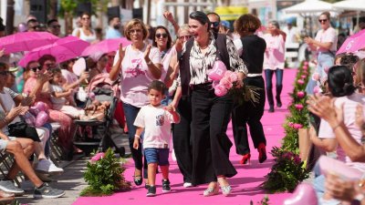 El Reducto acoge una pasarela para apoyar a las personas pacientes de cáncer