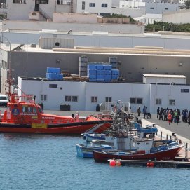 Llegada de migrantes a Puerto Naos (Fotos; Juan Mateos)