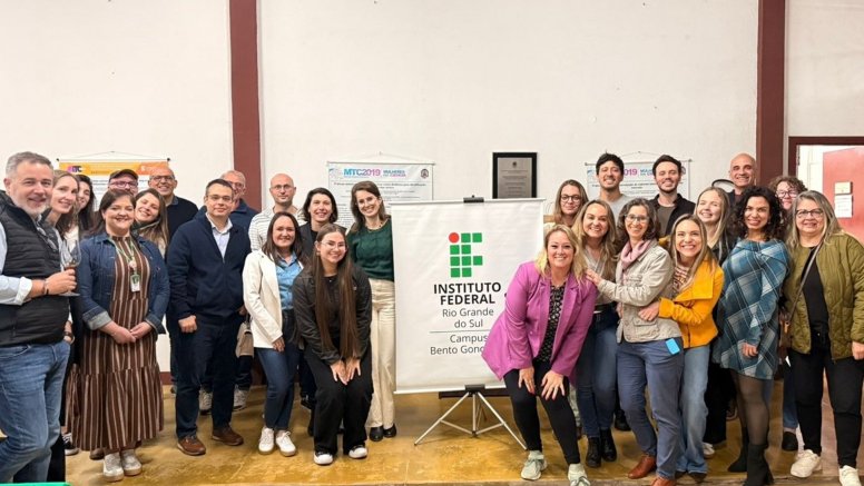 Asistentes Cata de Vinos de CanariasAsistentes a la Cata de Vinos de Canarias en Brasil.
