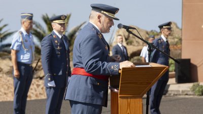 Toma de posesión del comandante Tanausú Guglieri. Fotos: Juan Mateos.