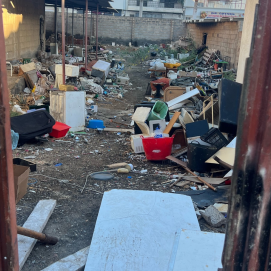 Residuos y basura presentes en el solar