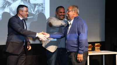 Proyección del documental ‘Manos de Sal’ 