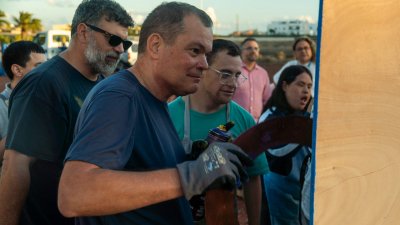 Desidia y Ars Magna dedican un taller de murales a la Asociación Tinguafaya
