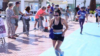 XIII Carrera Contra la Violencia de Género en Arrecife. Foto: La Voz