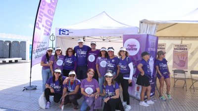 XIII Carrera Contra la Violencia de Género en Arrecife. Foto: La Voz