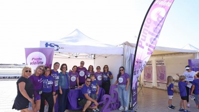 XIII Carrera Contra la Violencia de Género en Arrecife. Foto: La Voz