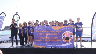 XIII Carrera Contra la Violencia de Género en Arrecife. Foto: La Voz