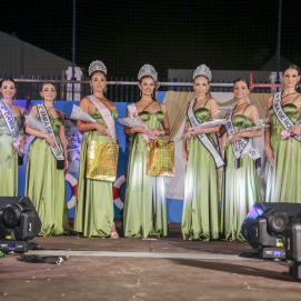 Galardonadas en la gala de Miss Tinasoria