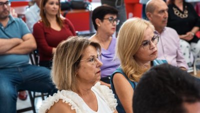 El PSOE homenajea a las víctimas de violencia machista en Lanzarote. 