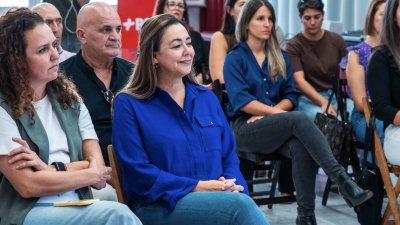 El PSOE homenajea a las víctimas de violencia machista en Lanzarote. 