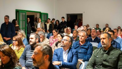 Aroa Revelo, nueva secretaria del Comité Local de Haría 