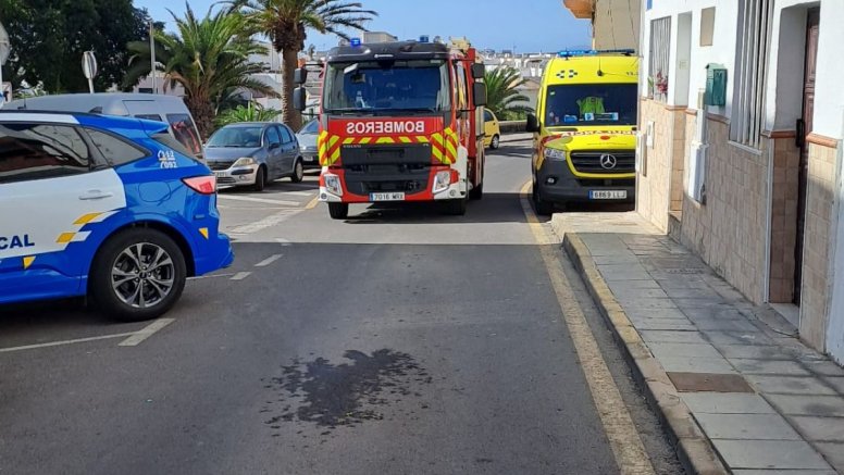 Rescatan a una mujer que pedía auxilio desde el interior de su casa en Arrecife 
