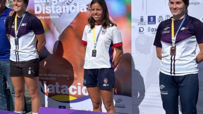 CN Nadamas. Cto Canarias Larga Distancia. Podio Júnior 2 Femenino
