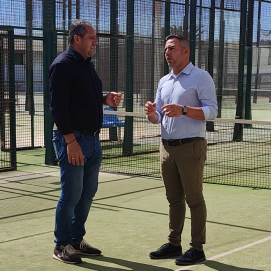 Juan Monzón y Jacobo Medina en las canchas de pádel