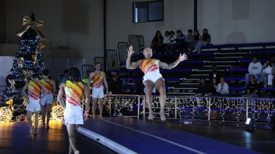 Festival de Gimnasia de Navidad. Foto: La Voz