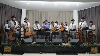 Los Campesinos en la Democracia en Navidad, 2025