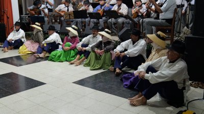 Los Campesinos en la Democracia en Navidad, 2025