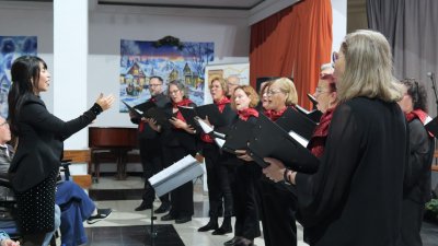 Concierto de Navidad en la Sociedad Democracia.
