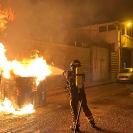 Incendio de contenedores