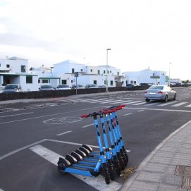 Imagen de patinetes en Yaiza