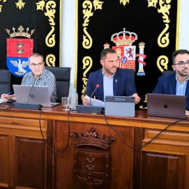 El alcalde de Arrecife, Yonathan de León, y el Teniente Alcalde, Echedey Eugenio 