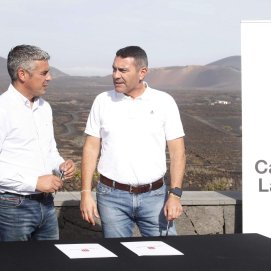 Firma Acuerdo en La Geria.