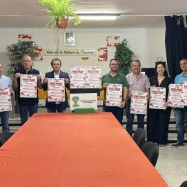 Presentación del cartel 'La Navidad primero en tu barrio'