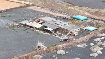 Viviendas sancionadas por construcciones en suelo rústico o protegido. Fotos: Cabildo de Lanzarote.