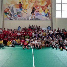  Los jugadores del Lanzarote Raqueta Club en una foto de grupo