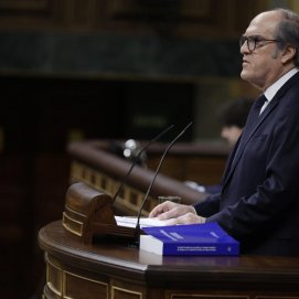 El Defensor del Pueblo, Ángel Gabilondo, en la presentación Informe 'Abusos sexuales en la Iglesia' en el pleno del Congreso.