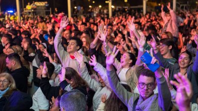 Nueva Línea y Miriam Cruz en Arrecife