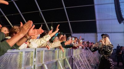 Nueva Línea y Miriam Cruz en Arrecife