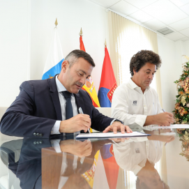 Firma del acuerdo entre el Cabildo y la UD Lanzarote
