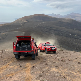 Todoterrenos del Consorcio de Emergencias durante el rescate en la montaña