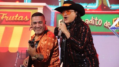 Elvis Crespo durante su concierto en Playa Blanca