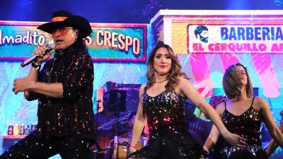 Elvis Crespo durante su concierto en Playa Blanca