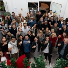 Brindis navideño de CC