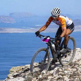 Ciclista en Lanzarote