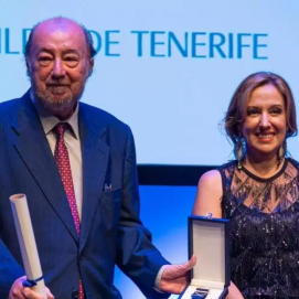 Lus Blas Cabrera con la presidenta insular, Rosa Dávila, La Provincia / Arturo Jimenez
