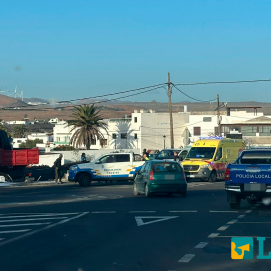 Dispositivo de Emergencia tras el atropello de un camión a un hombre en Tahíche. Foto: La Voz de Lanzarote.